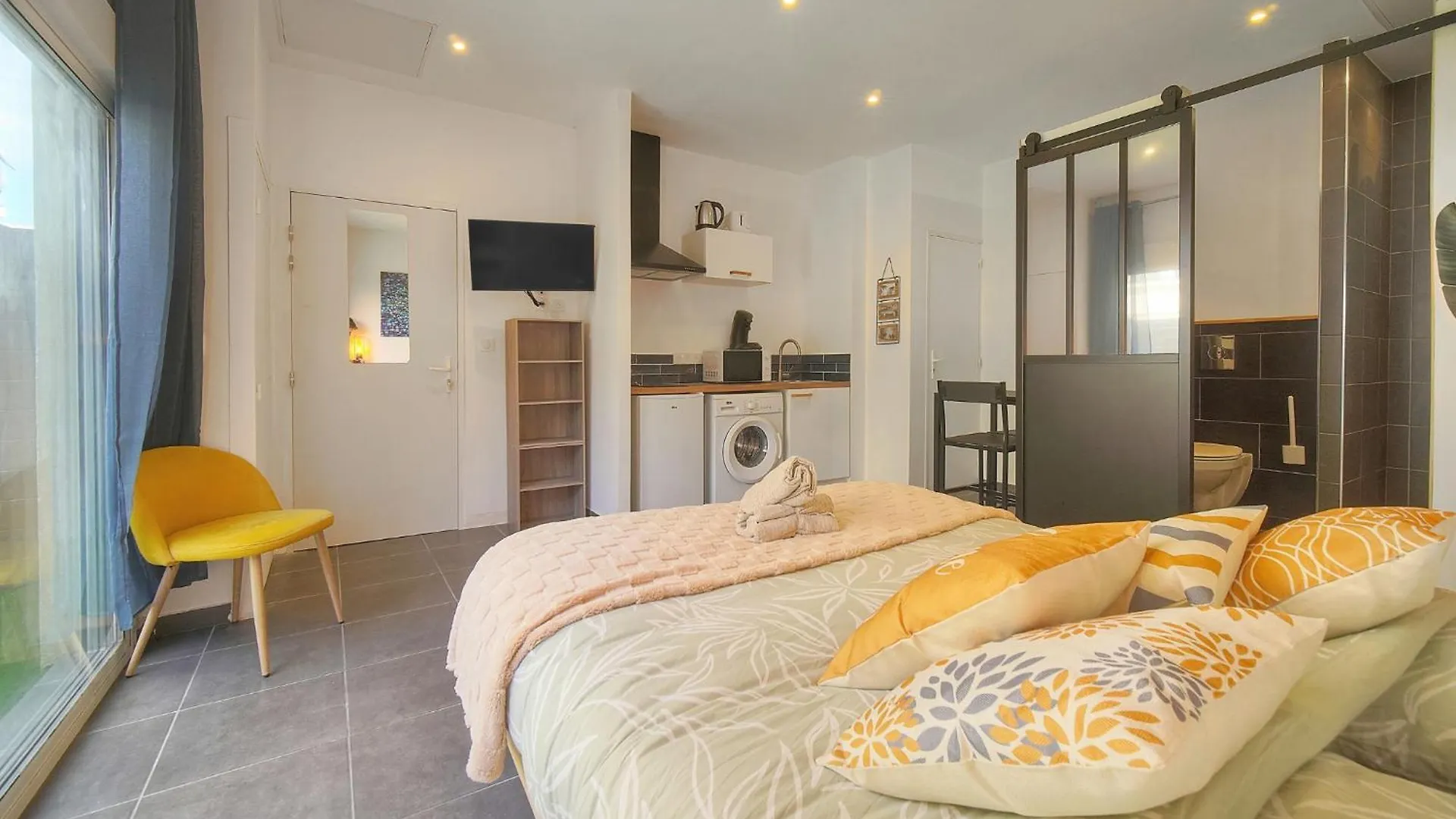 Vca House -5 Appartements - 15Min Mer- Wifi-Clim Cannes 0*,