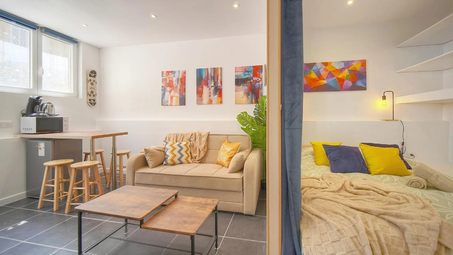 Vca House -5 Appartements - 15Min Mer- Wifi-Clim Cannes 0*,  Frankrijk