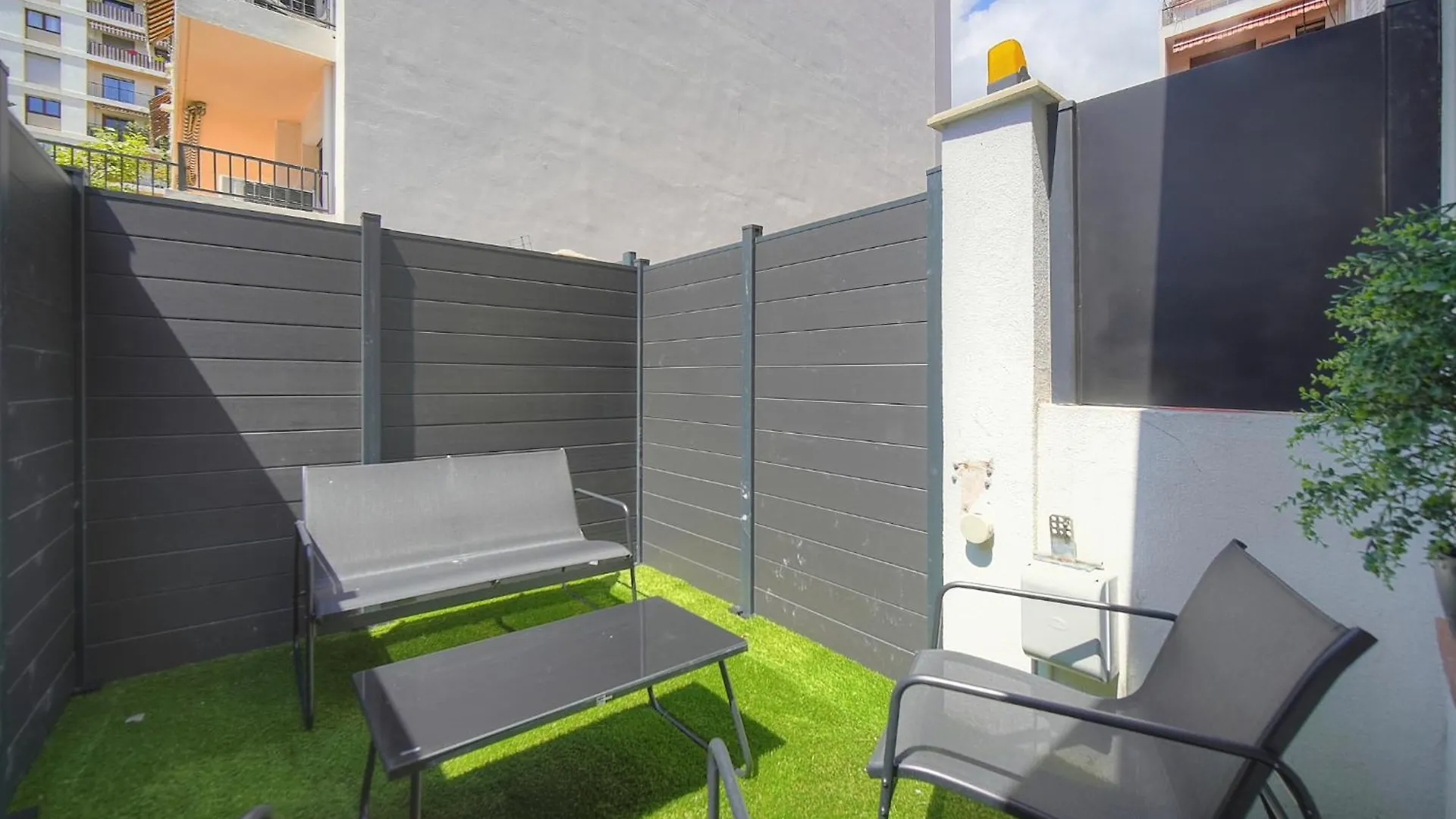 Vca House -5 Appartements - 15Min Mer- Wifi-Clim Cannes Apartament