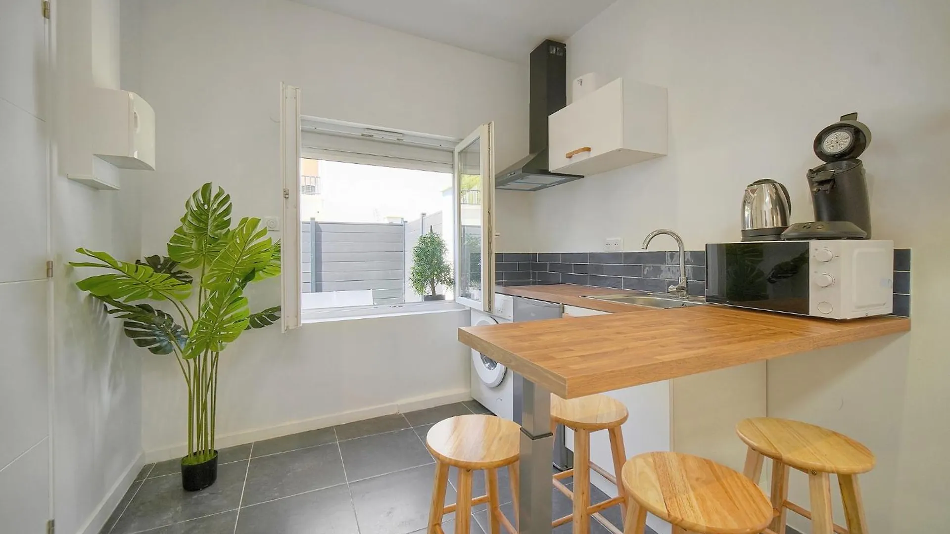 Vca House -5 Appartements - 15Min Mer- Wifi-Clim Κάννες 0*,