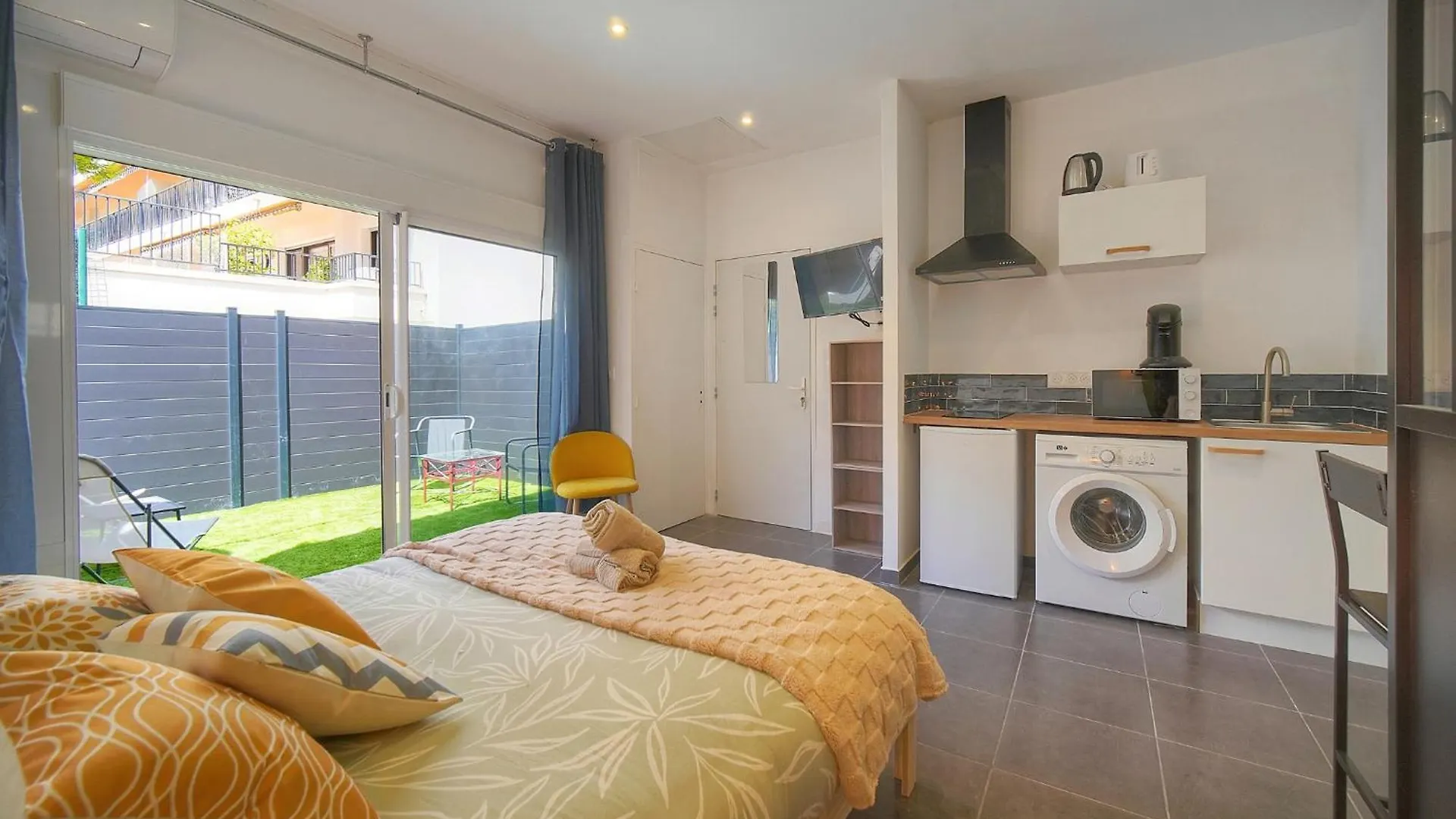 דירה קאן Vca House -5 Appartements - 15Min Mer- Wifi-Clim צרפת