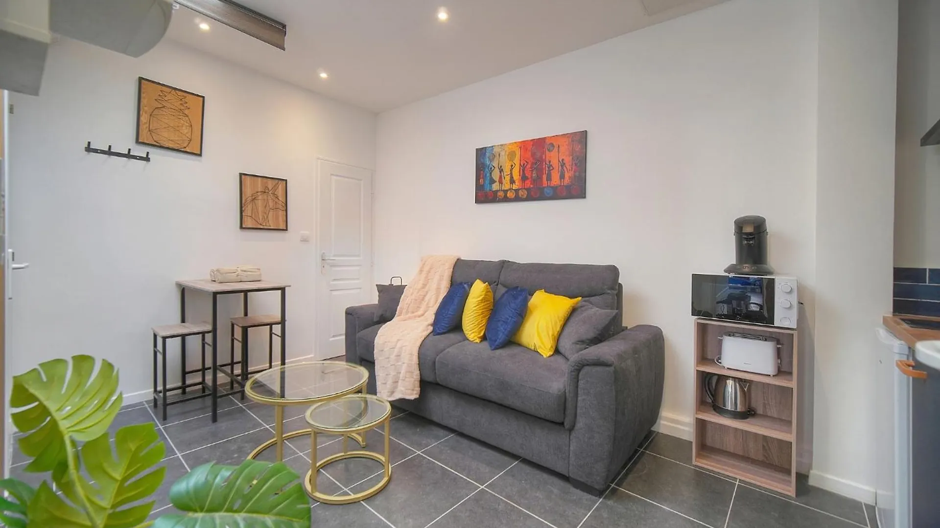 קאן Vca House -5 Appartements - 15Min Mer- Wifi-Clim דירה