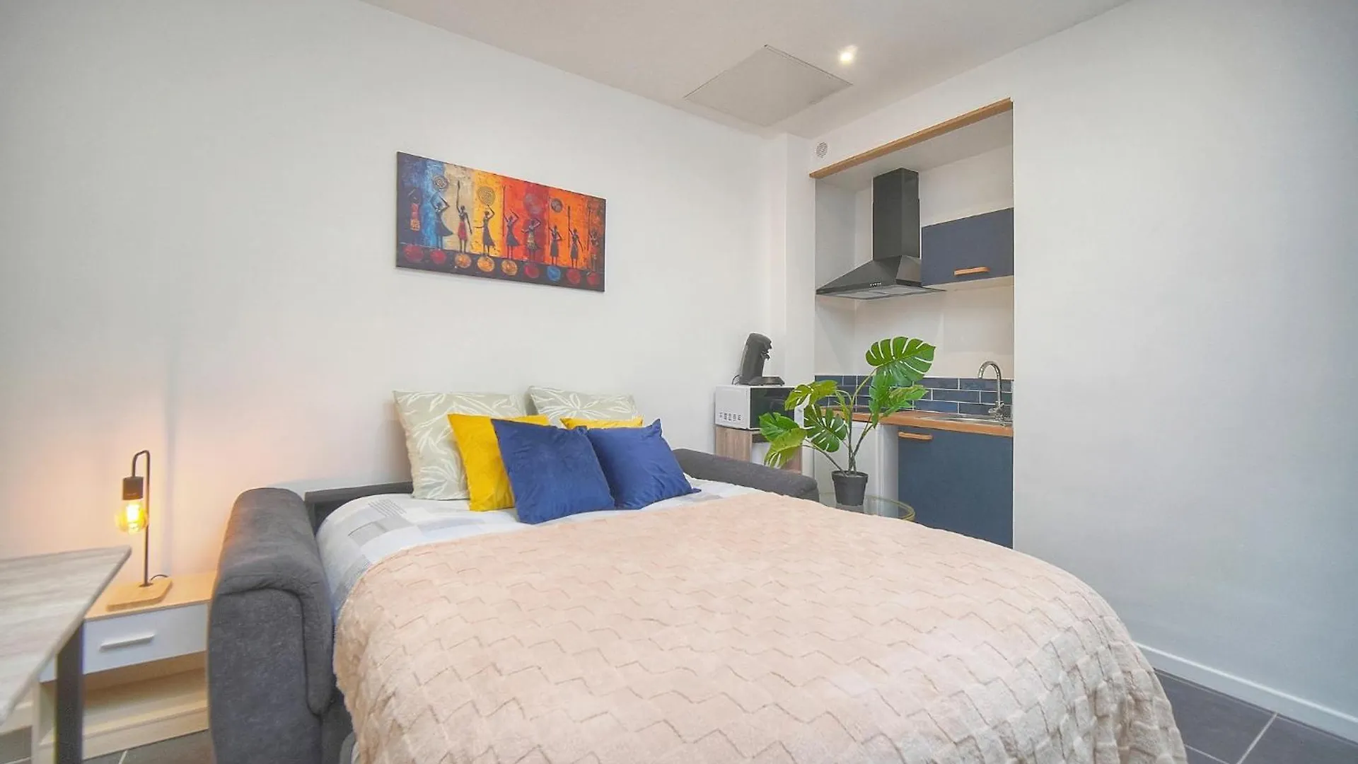 קאן Vca House -5 Appartements - 15Min Mer- Wifi-Clim 0*,  צרפת