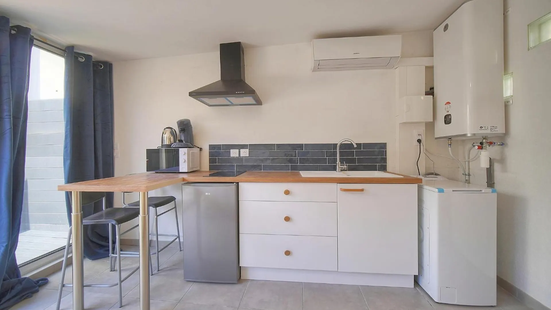 קאן Vca House -5 Appartements - 15Min Mer- Wifi-Clim דירה