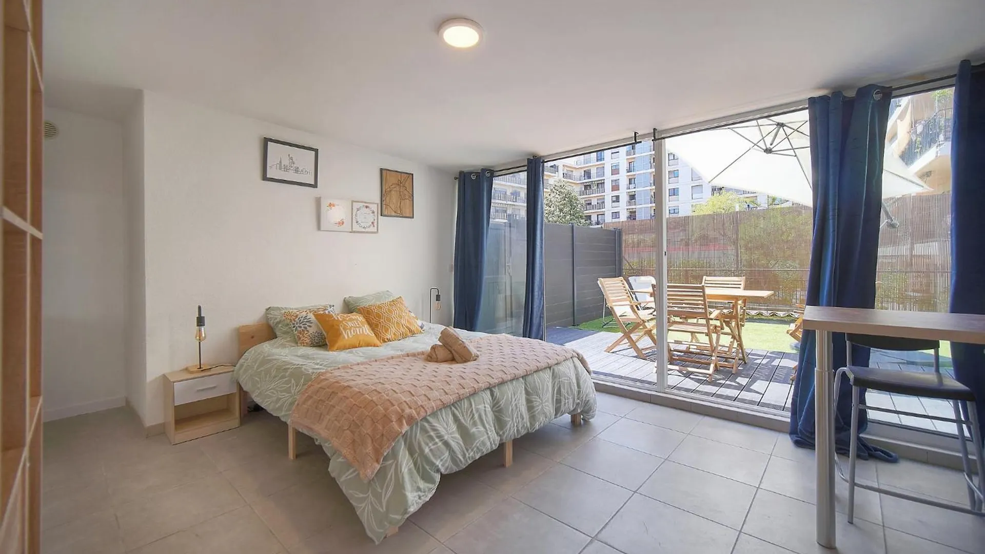 קאן Vca House -5 Appartements - 15Min Mer- Wifi-Clim דירה